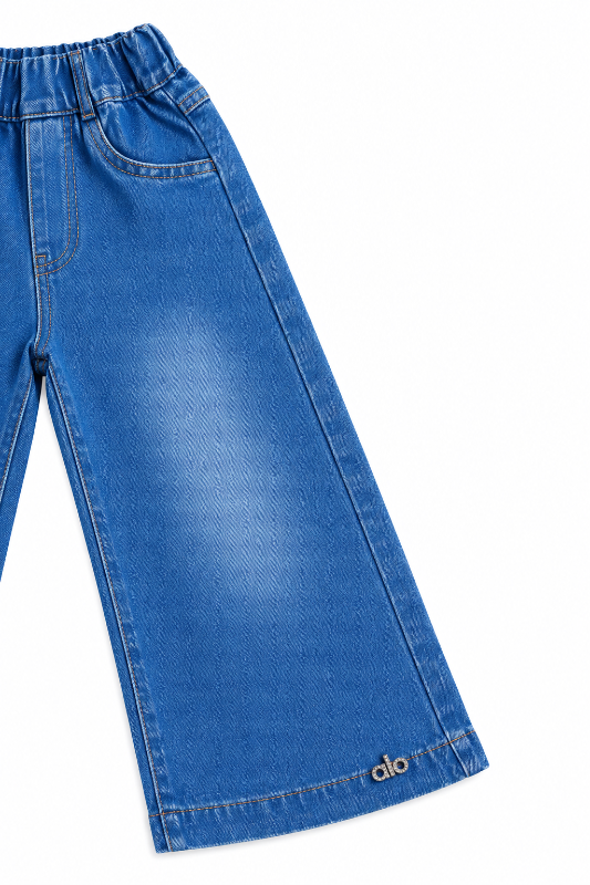 Girls Blue Appliqué T-Shirt & Wide-Leg Denim Shorts Set — view 4 | Kids Wear Online India